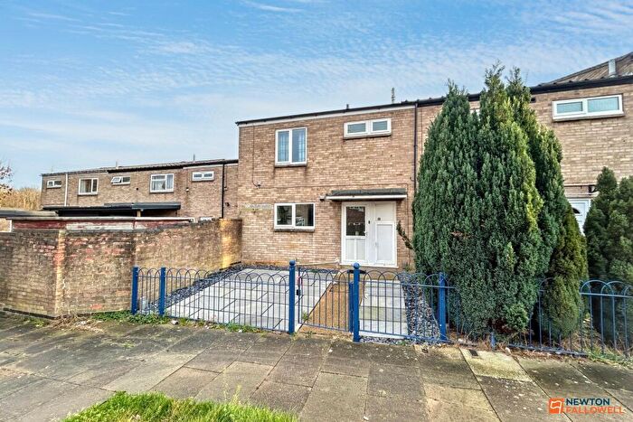 3 Bedroom Terraced House For Sale In Normanton Road, Peterborough, PE1