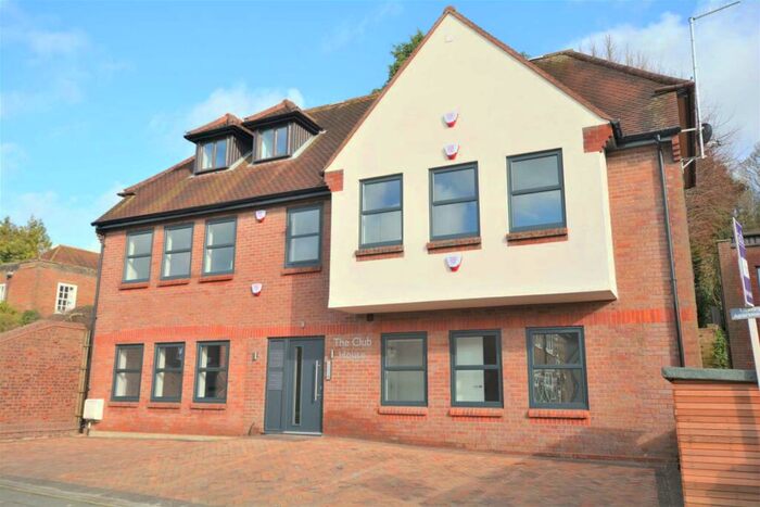 1 Bedroom Apartment To Rent In East Street, Chesham, HP5