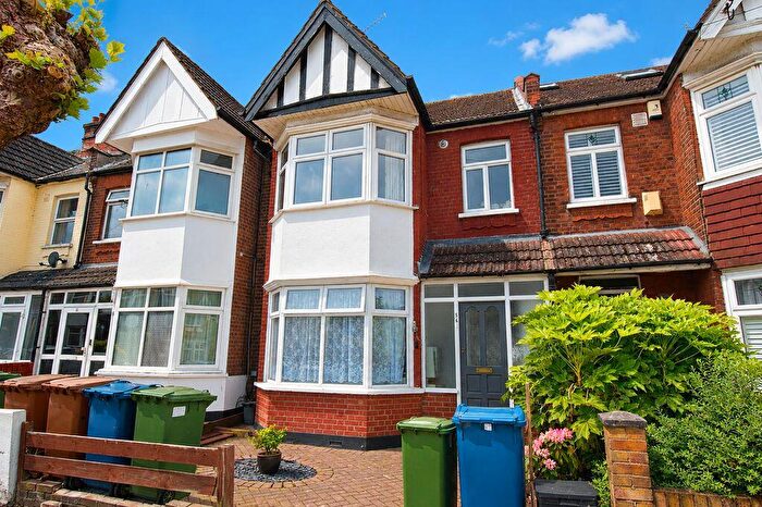 1 Bedroom Flat For Sale In Drury Road, Harrow, HA1