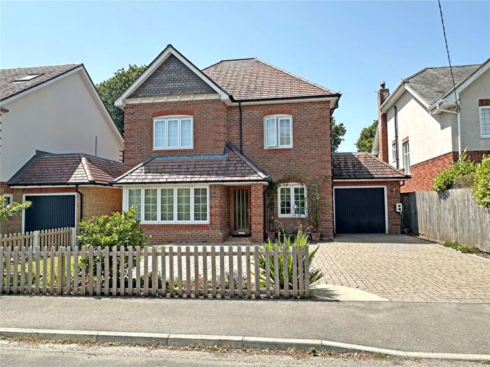 5 Bedroom Detached House For Sale In Westbeams Road, Sway, Lymington, Hampshire, SO41