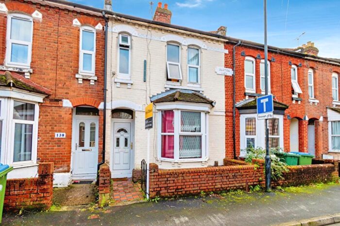 4 Bedroom Terraced House For Sale In Milton Road, Polygon, Southampton, Hampshire, SO15