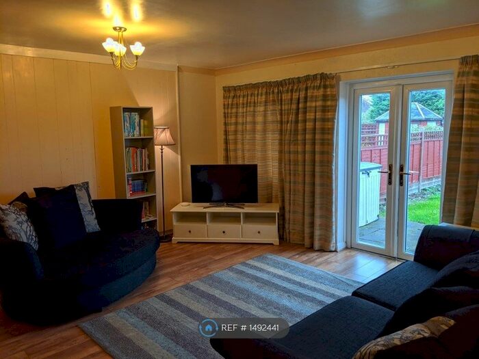 4 Bedroom Terraced House To Rent In St. Albans Road, Cheam, Sutton, SM1