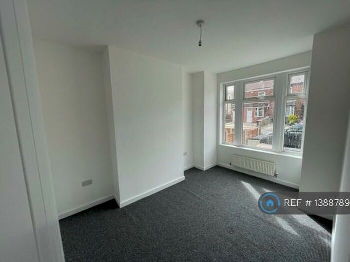 3 Bedroom Terraced House To Rent In Cromwell Road, Eccles, Manchester, M30