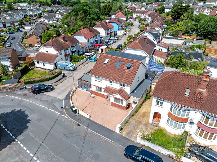 5 Bedroom Detached House For Sale In Barnhill Road, Kingskerswell, Newton Abbot, Devon, TQ12