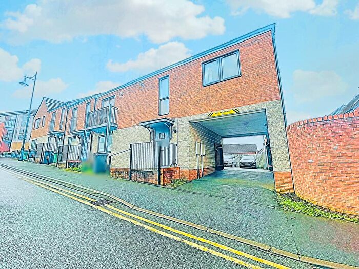 2 Bedroom House To Rent In Charity Bick Way, West Bromwich, B70