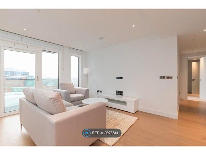 2 Bedroom Flat To Rent In Fountain Park Way, London, W12