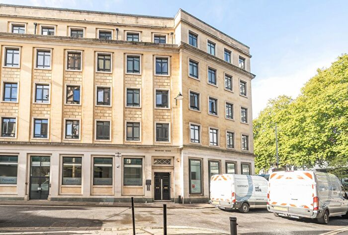 2 Bedroom Flat For Sale In Bradley House, St. Stephens Avenue, Bristol, BS1