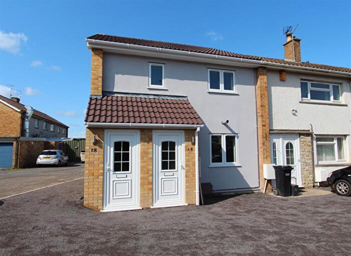 1 Bedroom Flat To Rent In B Tenby Road, Keynsham, Bristol, BS31