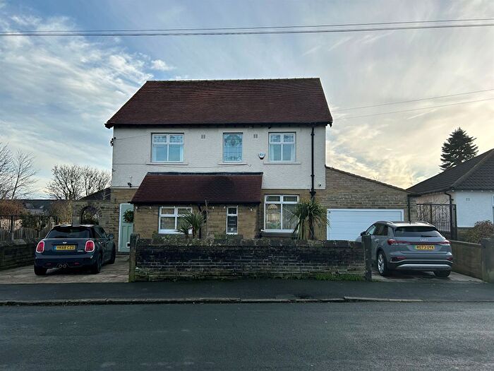 5 Bedroom Detached House For Sale In Slead Avenue, Brighouse, HD6