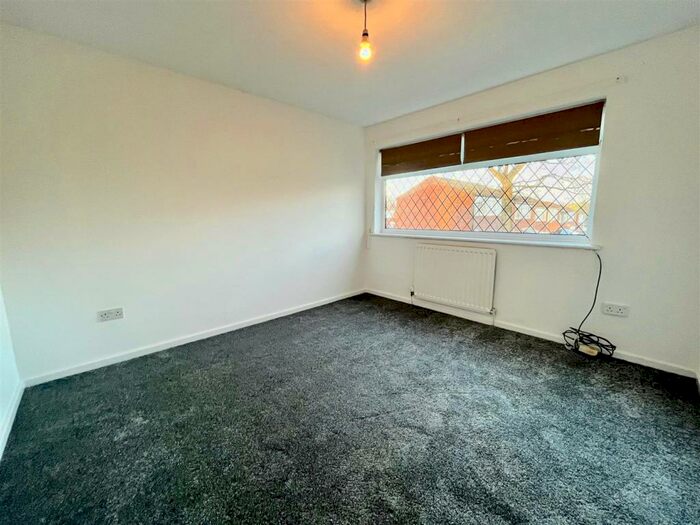 2 Bedroom End Of Terrace House To Rent In Forth Court, South Shields, NE34