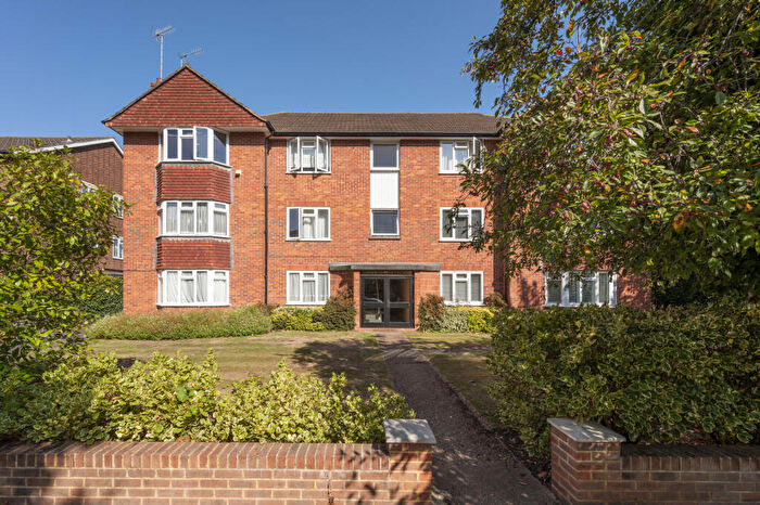 1 Bedroom Apartment To Rent In Lovelace Road, Surbiton, KT6
