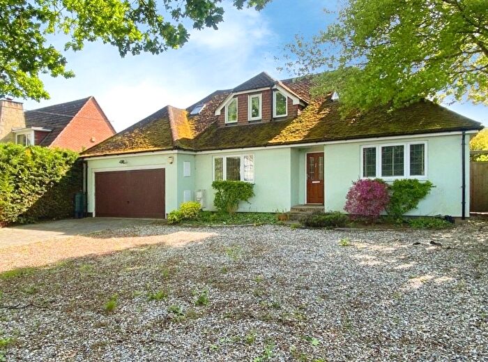 4 Bedroom Detached House For Sale In Barkham Ride, Finchampstead, Wokingham, RG40