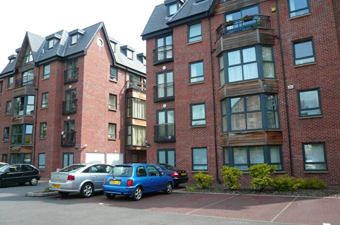 2 Bedroom Apartment To Rent In Apartment Withington Road, Manchester, M16