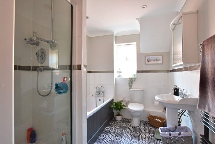 2 Bedroom Flat To Rent In Birmingham Road, Sutton Coldfield, B72