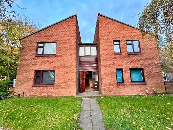 1 Bedroom Studio To Rent In Carnegie Avenue, Tipton, DY4