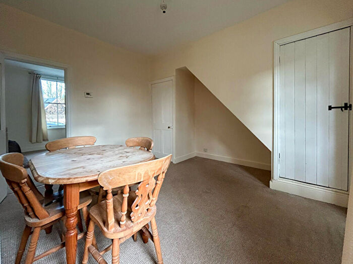 2 Bedroom End Of Terrace House To Rent In Church Lane, Trumpington, Cambridge, CB2