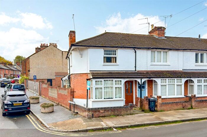 3 Bedroom End Of Terrace House For Sale In Boundary Road, St. Albans, Hertfordshire, AL1