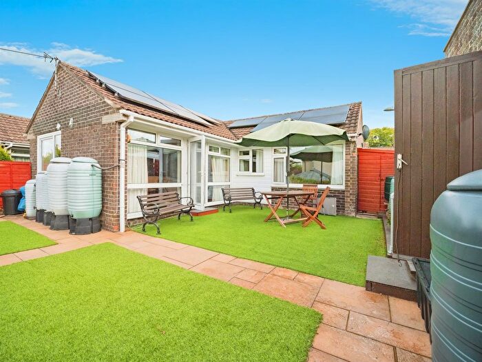 2 Bedroom Terraced Bungalow For Sale In Abbots Walk, Cerne Abbas, Dorchester, DT2