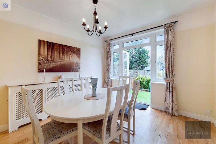 4 Bedroom Semi-Detached House To Rent In Victory Avenue, Morden, SM4