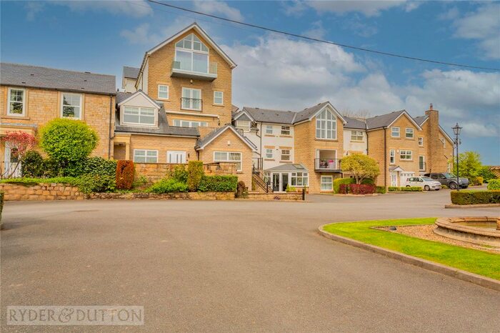 2 Bedroom Flat For Sale In Birtle Road, Bury, Greater Manchester, BL9