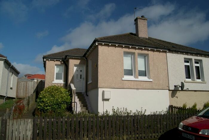 1 Bedroom Semi-Detached Bungalow To Rent In Third Avenue, Auchinloch, G66