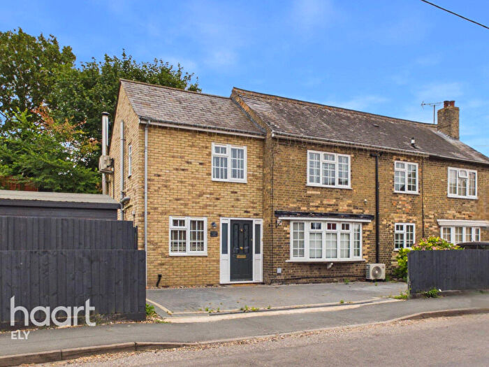 4 Bedroom Semi-Detached House For Sale In Mereside, Soham, CB7
