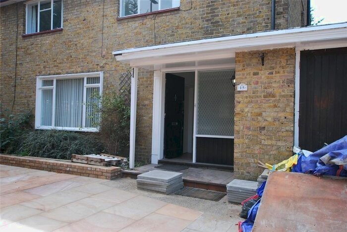 5 Bedroom Semi-Detached House To Rent In Heathfield Road, London, SW18