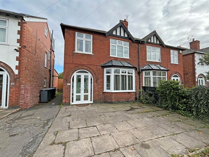 3 Bedroom Semi-Detached House To Rent In Gordon Road, West Bridgford, Nottingham, NG2