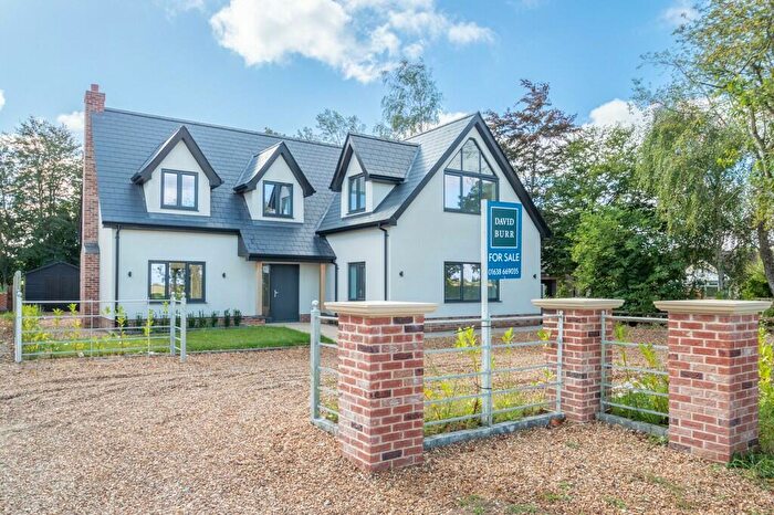 4 Bedroom Detached House For Sale In Saxon Street, Cambridgeshire, CB8