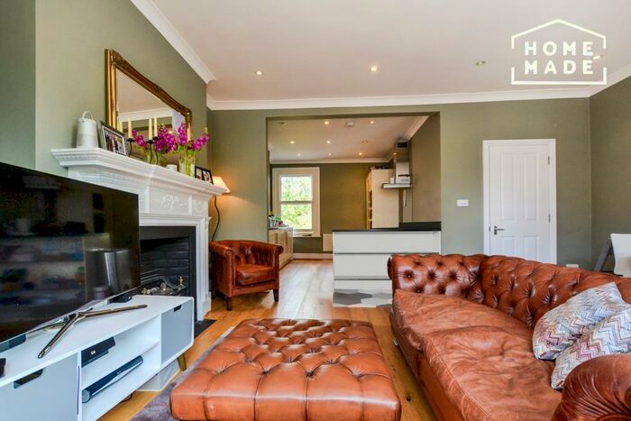 3 Bedroom Maisonette To Rent In Framfield Road, Highbury & Islington, N5
