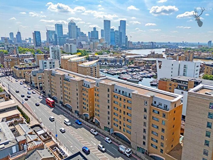 1 Bedroom Apartment To Rent In Commercial Road, Limehouse, E14