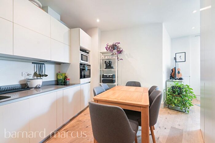 Studio To Rent In Burlington Road, New Malden, KT3