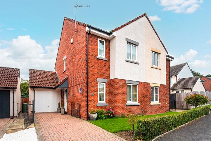 3 Bedroom Semi-Detached House For Sale In Helvellyn Rise, The Beeches, Carlisle, CA2