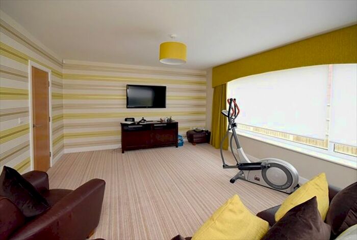 5 Bedroom Detached House To Rent In Villiers Crescent, St Helens, Merseyside, WA10