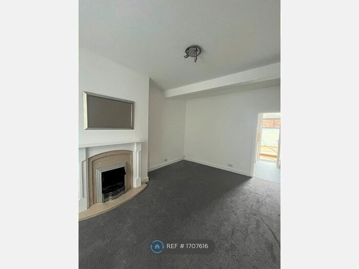 2 Bedroom Semi-Detached House To Rent In Warrington, Warrington, WA4