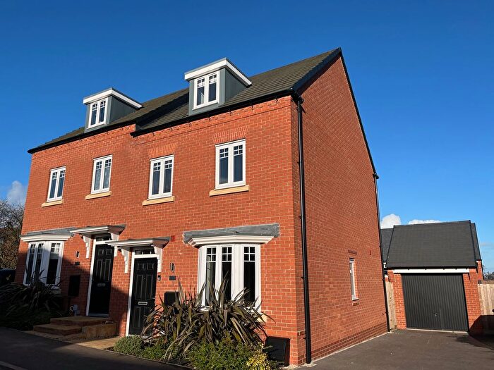 3 Bedroom Property To Rent In Dowling Road, Uttoxeter, ST14