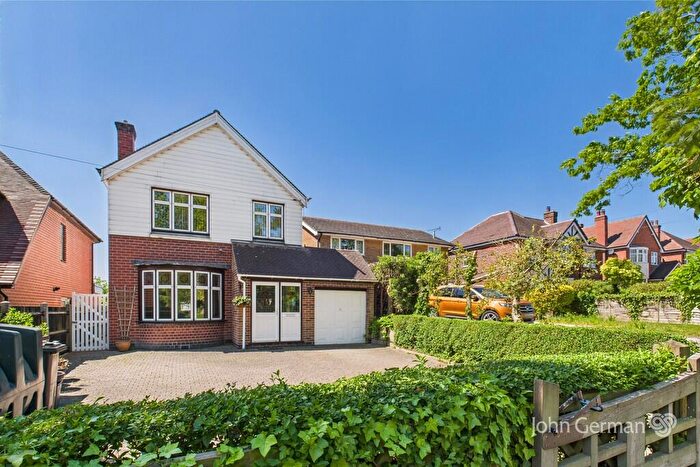 5 Bedroom Detached House For Sale In Lodge Hill, Tutbury, DE13