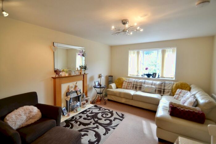 2 Bedroom Flat To Rent In Border Mill Fold, Ashton-Under-Lyne OL5