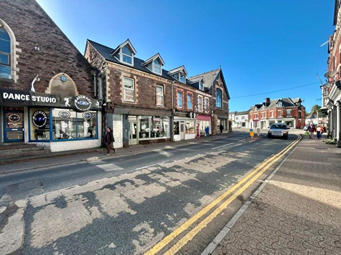 Detached House For Sale In Frogmore Street, Abergavenny, NP7