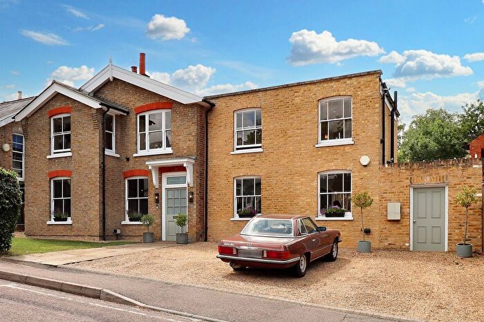 3 Bedroom Semi-detached House For Sale In School Lane, Bushey, WD23