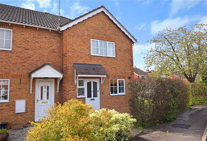 3 Bedroom End Of Terrace House To Rent In Waterside Park, Devizes, Wiltshire, SN10