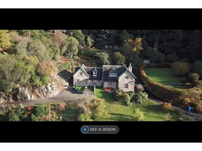 3 Bedroom Detached House To Rent In Shore Road, Dunoon, PA23