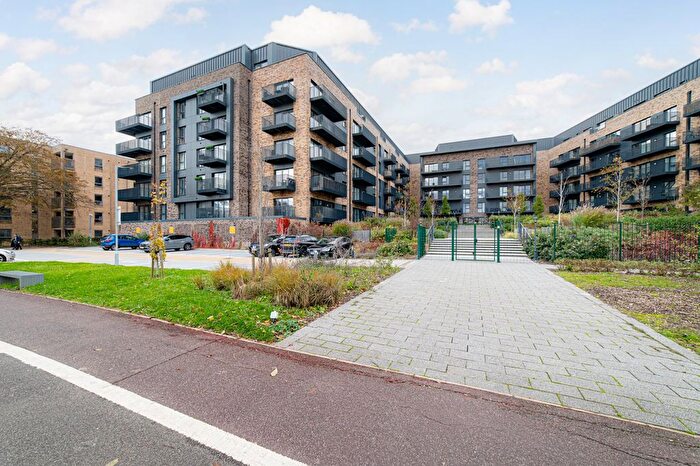 2 Bedroom Flat For Sale In George Street, Ashford, Kent, TN23