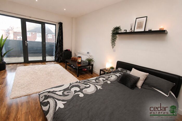 Flat To Rent In Carmine Court, Imperial Drive, Rayners Lane, HA2