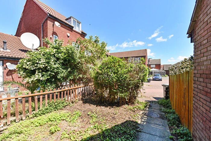 2 Bedroom Terraced House For Sale In Batten Close, Beckton, London, E6