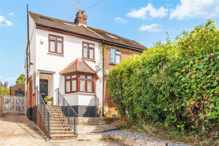 5 Bedroom Semi-Detached House For Sale In Warren Road, Banstead, SM7