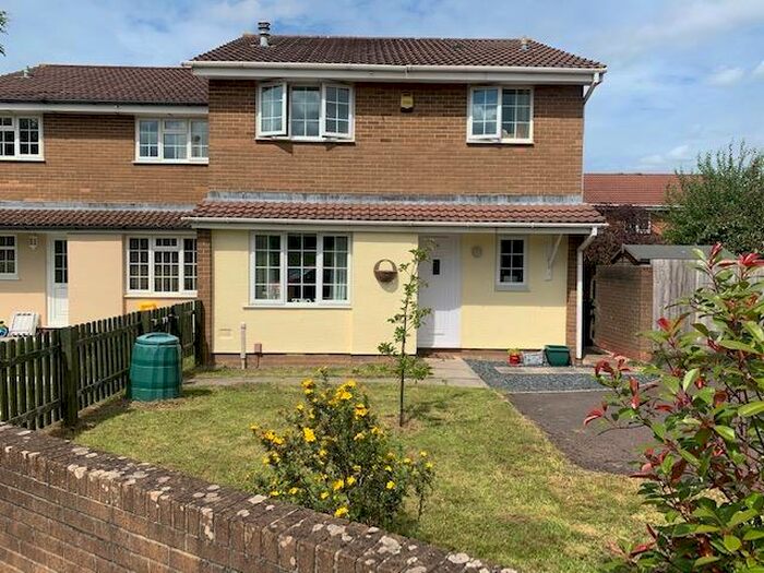 2 Bedroom Detached House To Rent In Long`s DriveYateSouth Glos, BS37