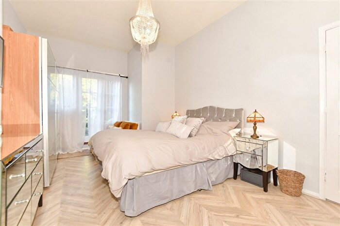 1 Bedroom Flat For Sale In Broadmead Road, Folkestone, Kent, CT19