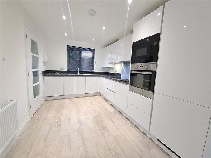 3 Bedroom House To Rent In Juno Road, Hemel Hempstead, HP2