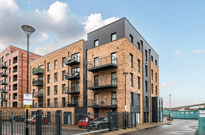 1 Bedroom Flat For Sale In Thomas Blake Avenue, Southampton, Hampshire, SO14